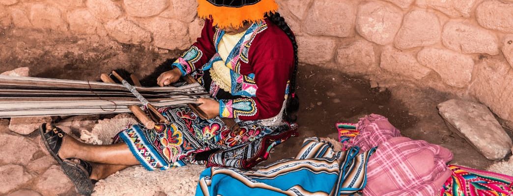 How To Experience Peruvian Artwork and Craftsmanship on Your Next Tour To Peru